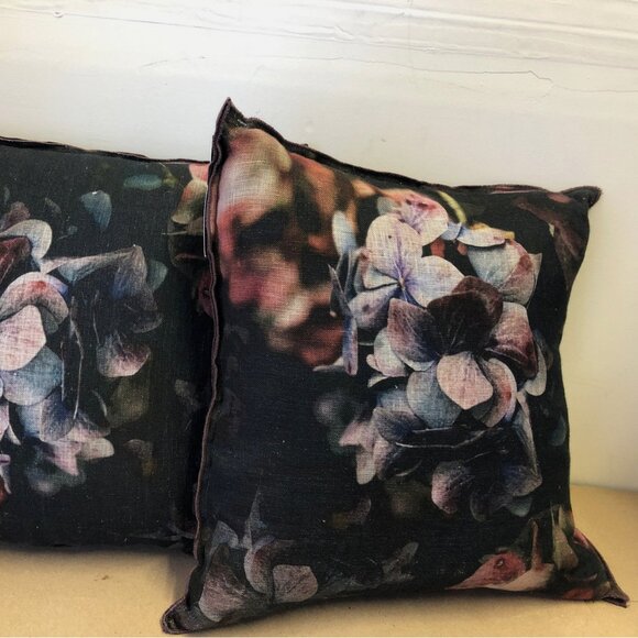 Accent_Pillows
